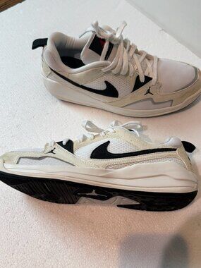 Nike Air Jordan CMFT Era Mens Size 10.5 Jordan CMFT Era White Sail Black CLEAN